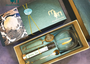 Mini Complete Tube Tea Set with Beautiful Custom Gift Box